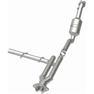 Ford F-150 Catalytic Converter - Underbody - Magnaflow - OEM Grade Direct-Fit - `11-`14