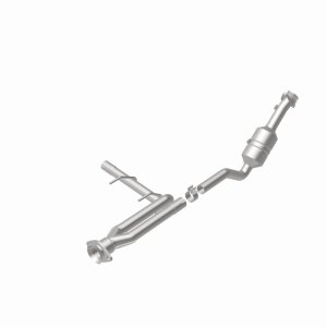 Ford F-150 Catalytic Converter - Underbody - Magnaflow - OEM Grade Direct-Fit - `11-`14