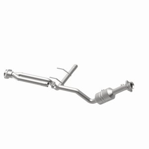Ford F-150 Catalytic Converter - Underbody - Magnaflow - OEM Grade Direct-Fit - `11-`14