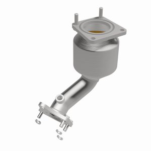 Nissan Pathfinder Catalytic Converter - Underbody - Magnaflow - Direct-Fit OEM Grade - 2013