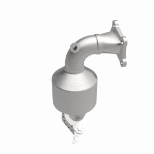 Chevrolet Equinox Catalytic Converter - Underbody - Magnaflow - Direct-Fit, OEM Grade - `12-`17 Chevrolet Equinox Catalytic Converter - Underbody - Magnaflow - Direct-Fit, OEM Grade - `12-`17