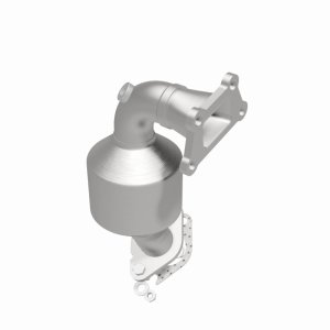 Chevrolet Equinox Catalytic Converter - Underbody - Magnaflow - Direct-Fit, OEM Grade - `12-`17 Chevrolet Equinox Catalytic Converter - Underbody - Magnaflow - Direct-Fit, OEM Grade - `12-`17