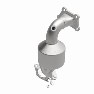 Chevrolet Equinox Catalytic Converter - Underbody - Magnaflow - Direct-Fit, OEM Grade - `12-`17 Chevrolet Equinox Catalytic Converter - Underbody - Magnaflow - Direct-Fit, OEM Grade - `12-`17