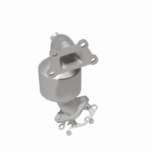 GMC Terrain Catalytic Converter - Underbody - Magnaflow - Direct-Fit, OEM Grade - `12-`17