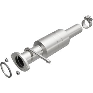 Toyota Highlander Catalytic Converter - Underbody - Magnaflow - Direct-Fit - `09-`13 Toyota Highlander Catalytic Converter - Underbody - Magnaflow - Direct-Fit - `09-`13
