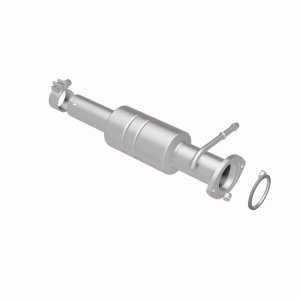 Toyota Highlander Catalytic Converter - Underbody - Magnaflow - Direct-Fit - `09-`13 Toyota Highlander Catalytic Converter - Underbody - Magnaflow - Direct-Fit - `09-`13