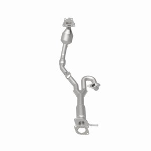 Cadillac SRX Catalytic Converter - Underbody - Magnaflow - OEM Grade Federal/EPA Compliant Direct-Fit - `10-`11