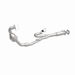Cadillac SRX Catalytic Converter - Underbody - Magnaflow - OEM Grade Federal/EPA Compliant Direct-Fit - `10-`11
