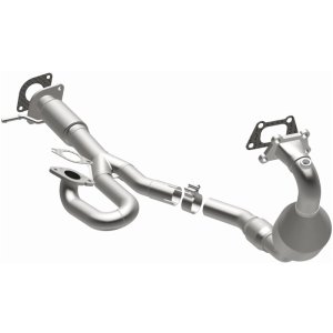 Saab 9-4X Catalytic Converter - Underbody - Magnaflow - OEM Grade Federal/EPA Compliant Direct-Fit - 2011