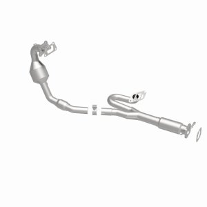 Saab 9-4X Catalytic Converter - Underbody - Magnaflow - OEM Grade Federal/EPA Compliant Direct-Fit - 2011