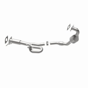 Saab 9-4X Catalytic Converter - Underbody - Magnaflow - OEM Grade Federal/EPA Compliant Direct-Fit - 2011