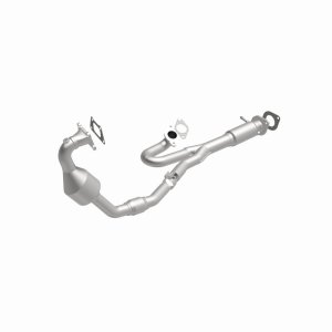 Saab 9-4X Catalytic Converter - Underbody - Magnaflow - OEM Grade Federal/EPA Compliant Direct-Fit - 2011