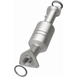 Mazda CX-7 Catalytic Converter - Underbody - Magnaflow - Direct Fit - `10-`12