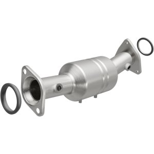 Mazda CX-7 Catalytic Converter - Underbody - Magnaflow - Direct Fit - `10-`12