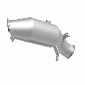 BMW 3 Series Performance Exhaust - Underbody - Magnaflow - Direct Fit Catalytic Converter - 2014