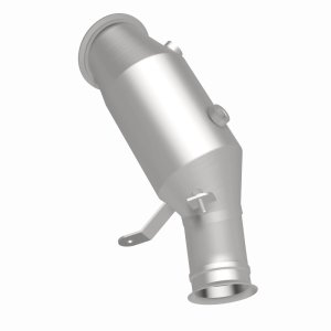 BMW 3 Series Performance Exhaust - Underbody - Magnaflow - Direct Fit Catalytic Converter - 2014