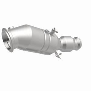 BMW 3 Series Catalytic Converter - Underbody - Magnaflow - OEM Grade Direct-Fit - `12-`16