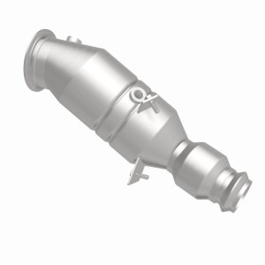 BMW 3 Series Catalytic Converter - Underbody - Magnaflow - OEM Grade Direct-Fit - `12-`16