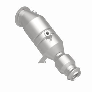 BMW 4 Series Catalytic Converter - Underbody - Magnaflow - OEM Grade Direct-Fit - 2016