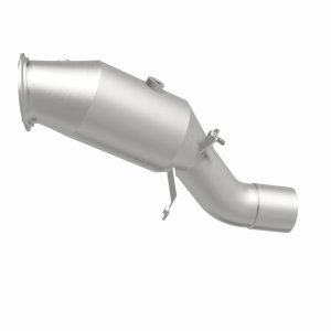 BMW X6 Catalytic Converter - Front - Magnaflow - OEM Grade Direct-Fit, Closed-Coupled, Federal/EPA Compliant - `15-`19
