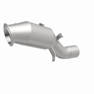 BMW X6 Catalytic Converter - Front - Magnaflow - OEM Grade Direct-Fit, Closed-Coupled, Federal/EPA Compliant - `15-`19