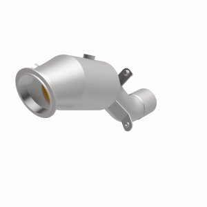 BMW X6 Catalytic Converter - Front - Magnaflow - OEM Grade Direct-Fit, Closed-Coupled, Federal/EPA Compliant - `15-`19