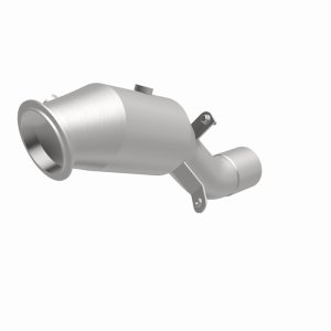 BMW X6 Catalytic Converter - Front - Magnaflow - OEM Grade Direct-Fit, Closed-Coupled, Federal/EPA Compliant - `15-`19