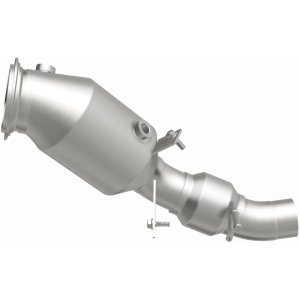 BMW 5 Series Catalytic Converter - Magnaflow - OEM Grade Direct-Fit, Closed-Coupled, Federal/EPA Compliant - `12-`16