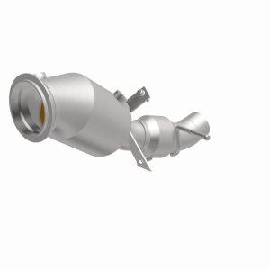 BMW 5 Series Catalytic Converter - Magnaflow - OEM Grade Direct-Fit, Closed-Coupled, Federal/EPA Compliant - `12-`16