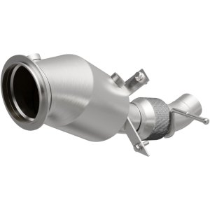 BMW 5 Series Catalytic Converter - Magnaflow - OEM Grade Direct-Fit, Closed-Coupled, Federal/EPA Compliant - `12-`16