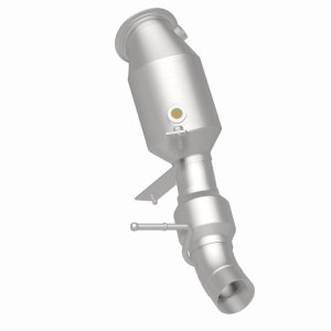 BMW 528 Catalytic Converter - Magnaflow - OEM Grade Direct-Fit, Closed-Coupled, Federal/EPA Compliant - `12-`16