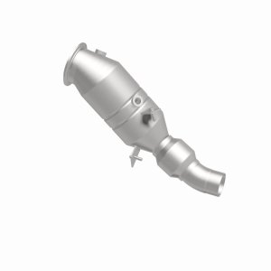 BMW 3 Series Catalytic Converter - Magnaflow - OEM Grade Direct-Fit - `12-`16