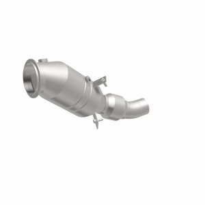 BMW 3 Series Catalytic Converter - Magnaflow - OEM Grade Direct-Fit - `12-`16