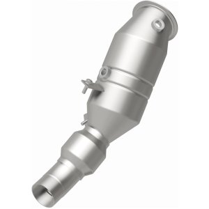 BMW 3 Series Catalytic Converter - Magnaflow - OEM Grade Direct-Fit - `12-`16