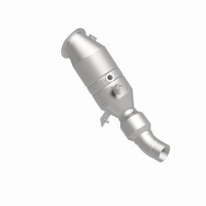 BMW 3 Series Catalytic Converter - Magnaflow - OEM Grade Direct-Fit - `12-`16