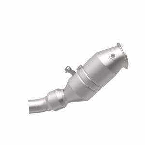 BMW 3 Series Catalytic Converter - Magnaflow - OEM Grade Direct-Fit - `12-`16