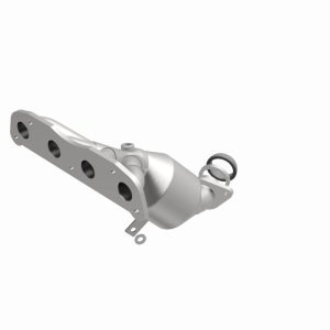 Nissan Cube Catalytic Converter - Magnaflow - Direct Fit - `11-`12 Nissan Cube Catalytic Converter - Magnaflow - Direct Fit - `11-`12