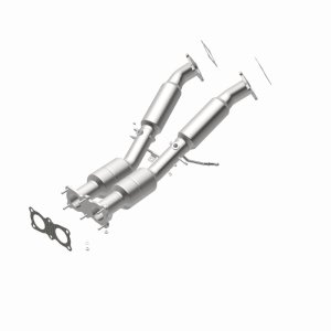 Land Rover LR2 Catalytic Converter - Underbody - Magnaflow - OEM Grade Direct-Fit - `08-`12