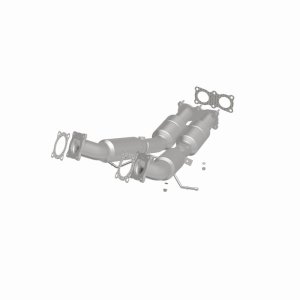 Land Rover LR2 Catalytic Converter - Underbody - Magnaflow - OEM Grade Direct-Fit - `08-`12