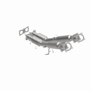 Land Rover LR2 Catalytic Converter - Underbody - Magnaflow - OEM Grade Direct-Fit - `08-`12