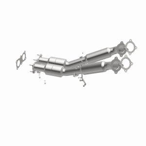 Land Rover LR2 Catalytic Converter - Underbody - Magnaflow - OEM Grade Direct-Fit - `08-`12