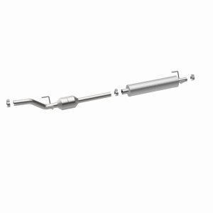Dodge Sprinter 2500 Catalytic Converter - Underbody - Magnaflow - OEM Grade Direct-Fit - `03-`06