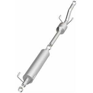 Dodge Sprinter 2500 Catalytic Converter - Underbody - Magnaflow - OEM Grade Direct-Fit - `03-`06