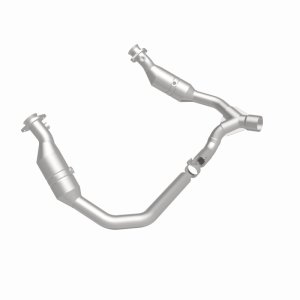 Dodge Ram Catalytic Converter - Magnaflow - OEM Grade Direct-Fit - `06-`08