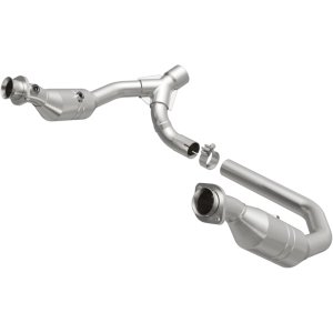 Dodge Ram Catalytic Converter - Magnaflow - OEM Grade Direct-Fit - `06-`08 Dodge Ram Catalytic Converter - Magnaflow - OEM Grade Direct-Fit - `06-`08
