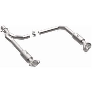 Ford E-250 Catalytic Converter - Underbody - Magnaflow - Direct Fit - `09-`14