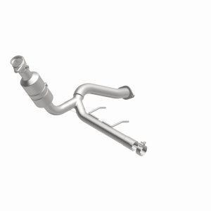 Ford F-150 Catalytic Converter - Underbody - Magnaflow - Direct Fit - `09-`10