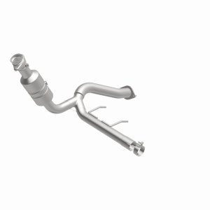 Ford F-150 Catalytic Converter - Underbody - Magnaflow - Direct Fit - `09-`10