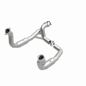 Ford F-350 Super Duty Catalytic Converter - Magnaflow - OEM Grade Direct-Fit - MagnaFlow - `11-`17