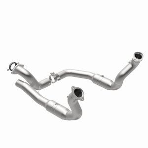 Ford F-350 Super Duty Catalytic Converter - Magnaflow - OEM Grade Direct-Fit - MagnaFlow - `11-`17